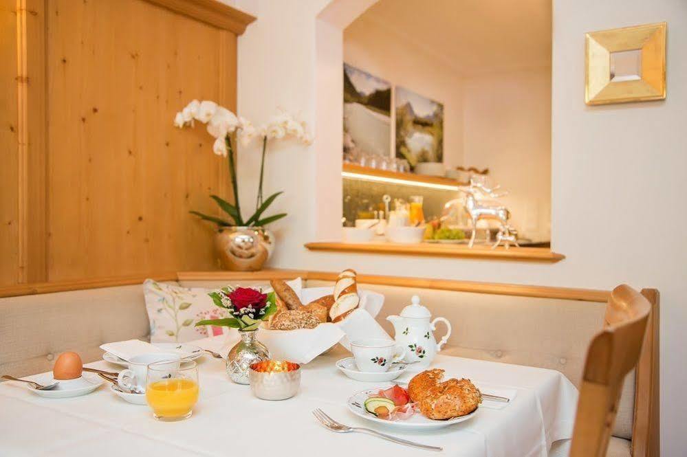 Hotel Garni Edelweiss Lech am Arlberg Eksteriør bilde